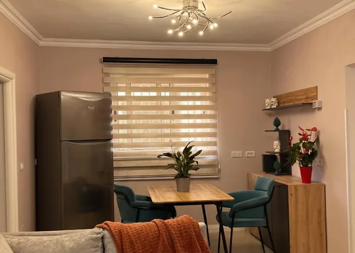 Lägenhet Residence Central Tirana *